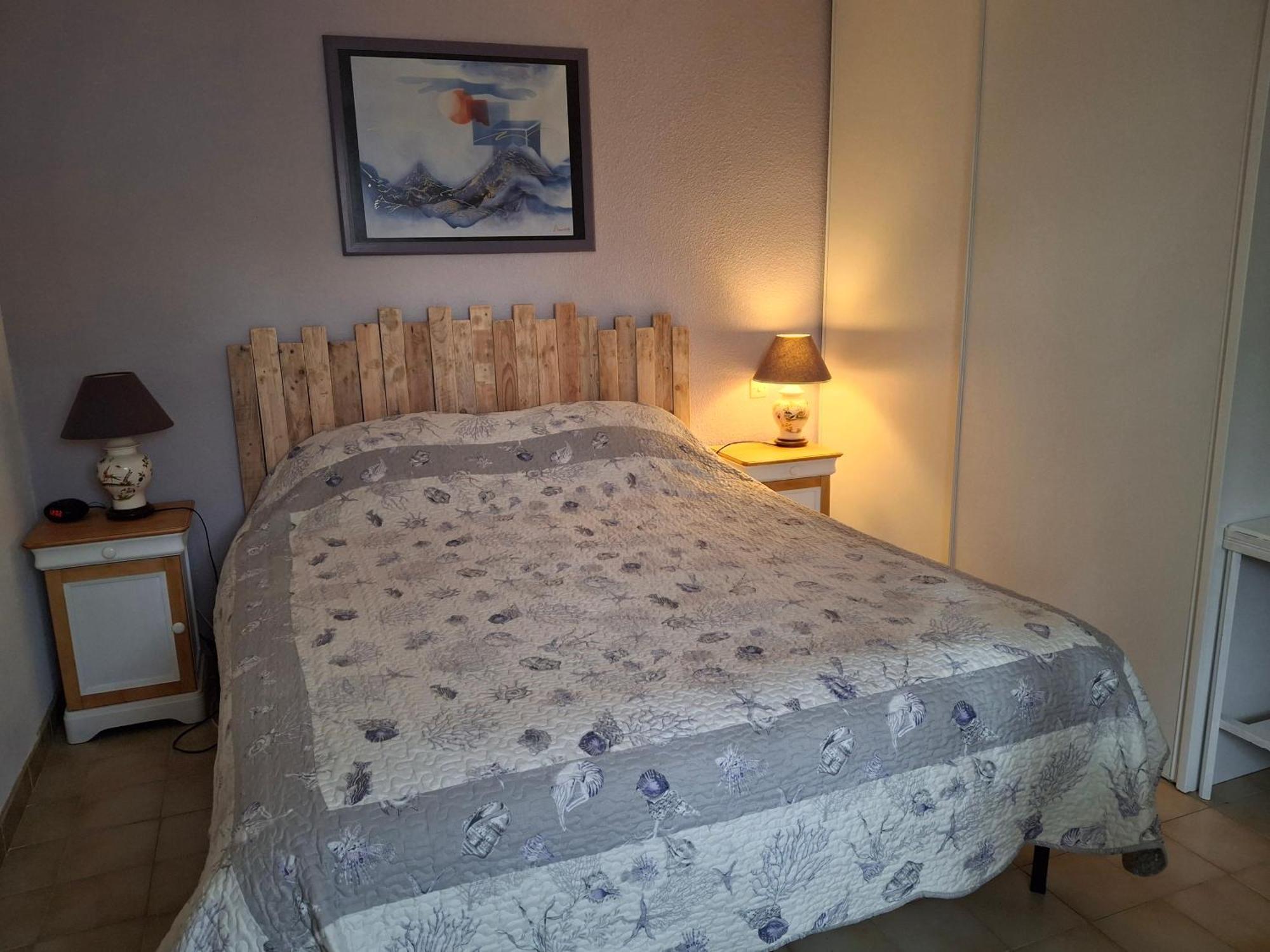 Chambre Privee Independante, Piscine Agde Ngoại thất bức ảnh